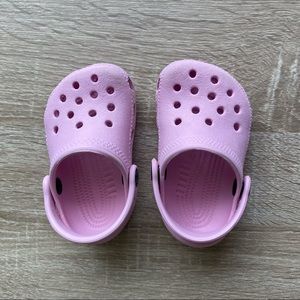 CROCS Classic Clog Pink Sz 2/3